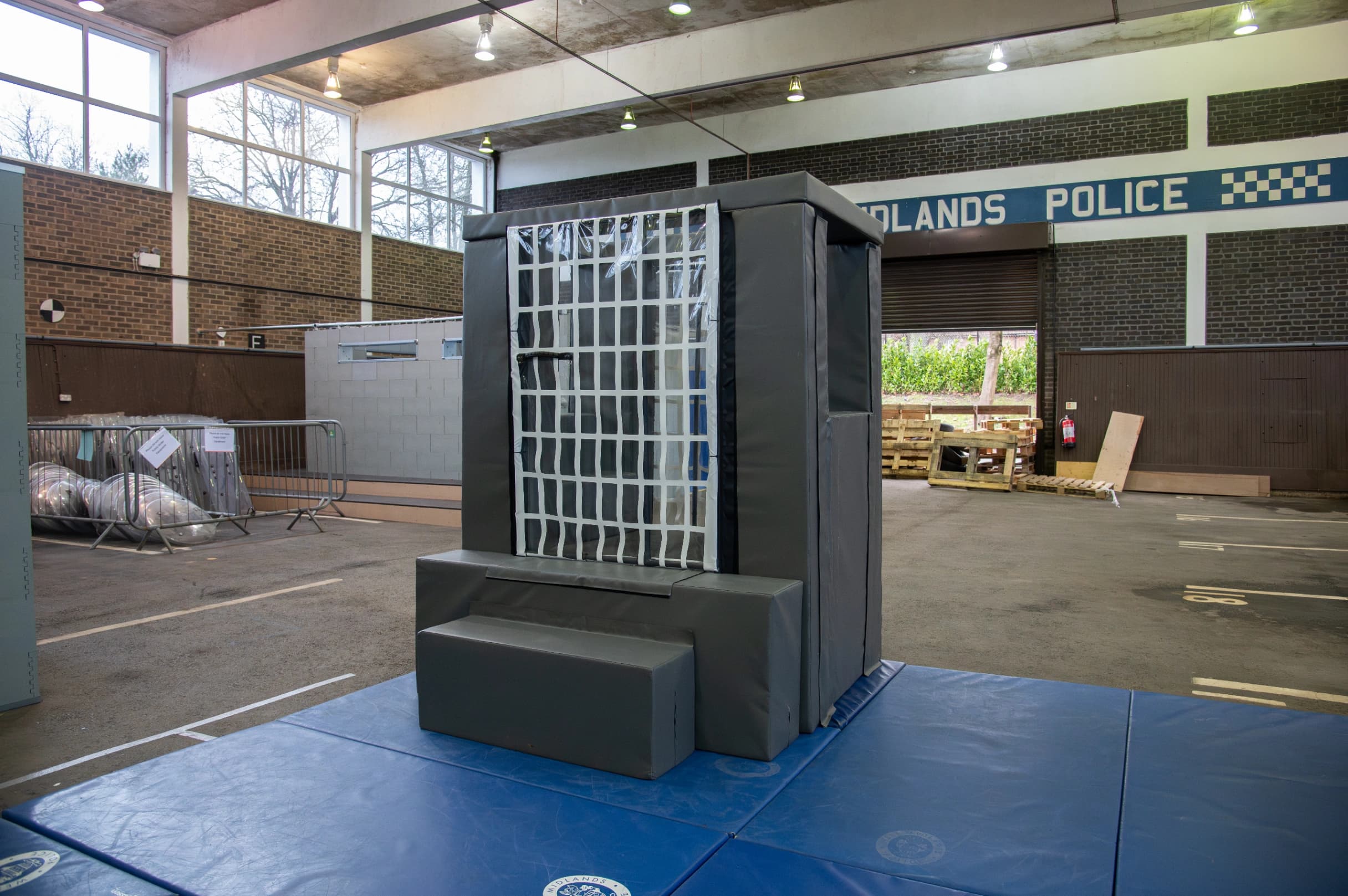 Promat-Force Van Cage 