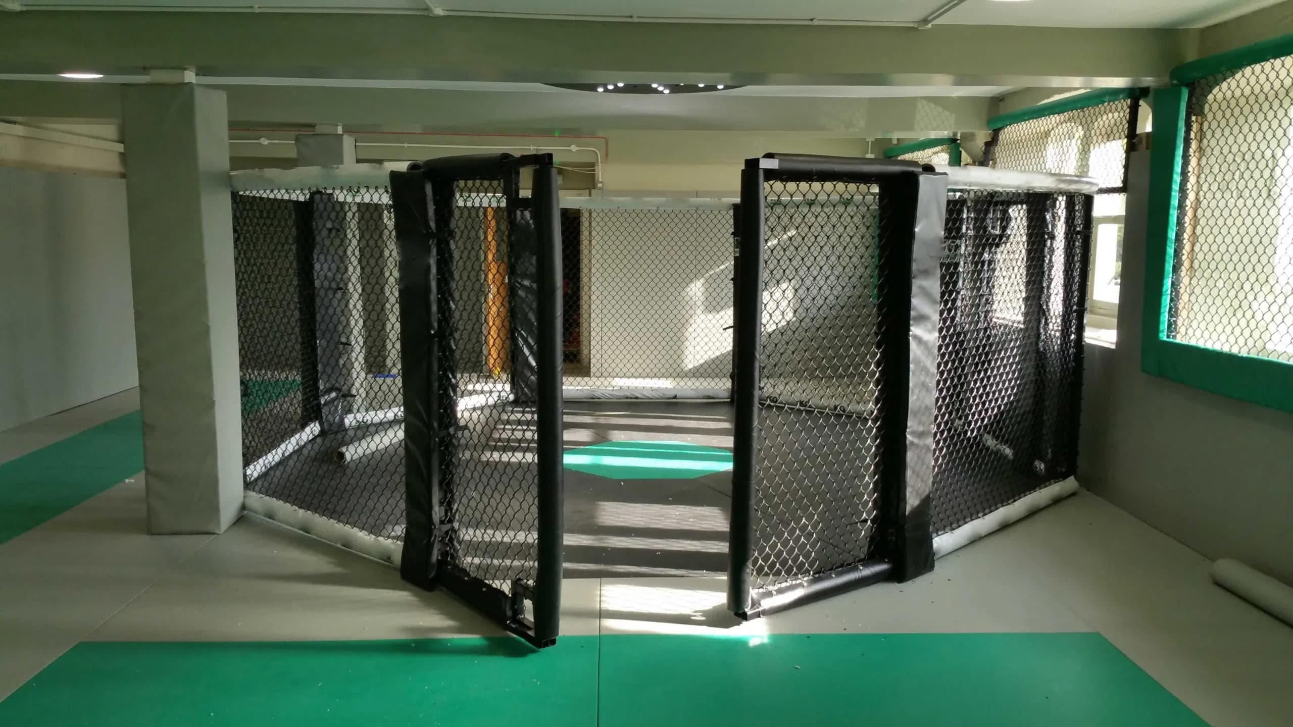 MMA Cage Frame Padding